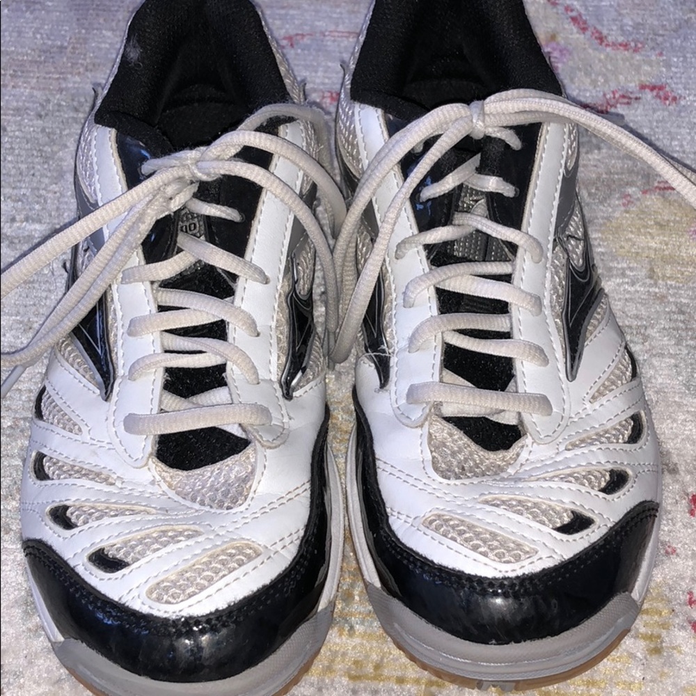 Mizuno Volleyball Shoes